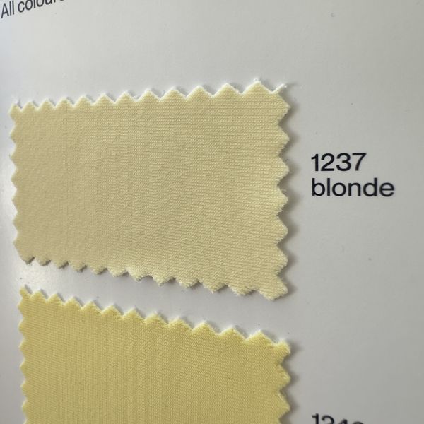 Тканина біфлекс матовий Vita blonde молочний, Італія, шир.150 см, 190 гр/м2, 1237 357 фото
