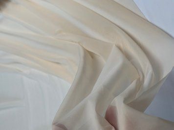 Тканина сітка еластична Alicante peaches персиковий світлий, Італія, шир.152 см, 65 гр/м2, 0284 424 фото